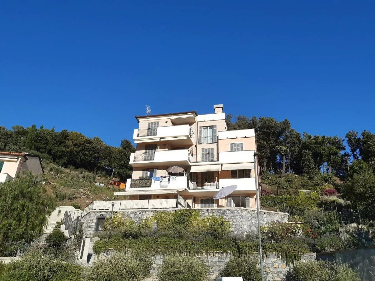 Casa Terra E Mare By Holiday World Apartment Sestri Levante